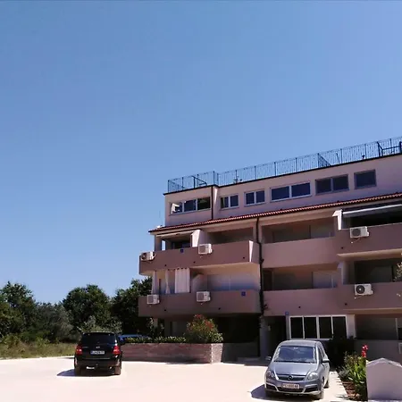 Ellis -with Private Parking Affittacamere *